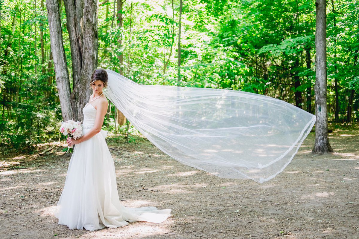 LovebirdBB's tweet photo. Our Bride, Brittany looks absolutely gorgeous in her Allure gown! We adore the bow! Congratulations! https://t.co/QFXL5wxz1z