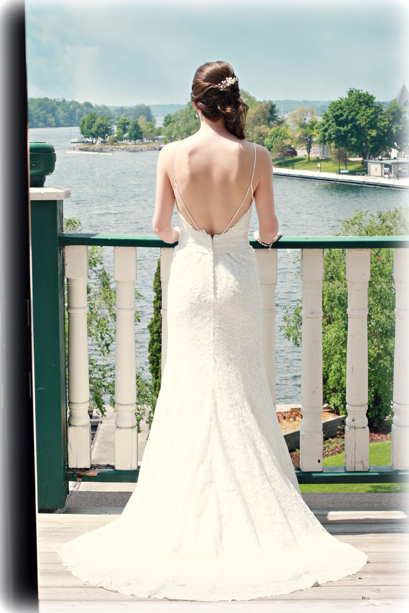 LovebirdBB's tweet photo. Our Bride, Megan is a knockout in her Allure gown! It looks like it was a magical day! Congratulations! https://t.co/HX71G5jfpq