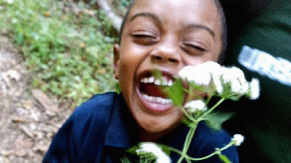 TEDTalks's tweet photo. How to raise kids who love nature: https://t.co/hMS13DNSy2 @Emma_Marris https://t.co/3EnFoyaF1Y
