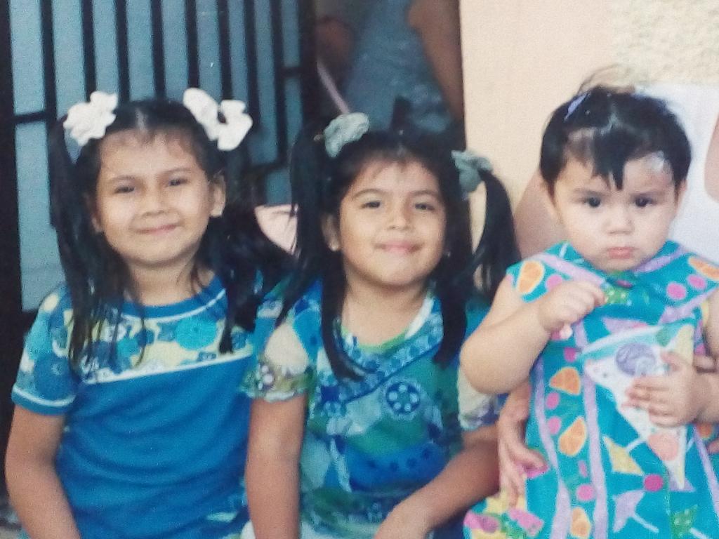 69Hecarlos's tweet photo. @CashpalJuan Hola mira somos primas https://t.co/Sw8CDqoXaI
