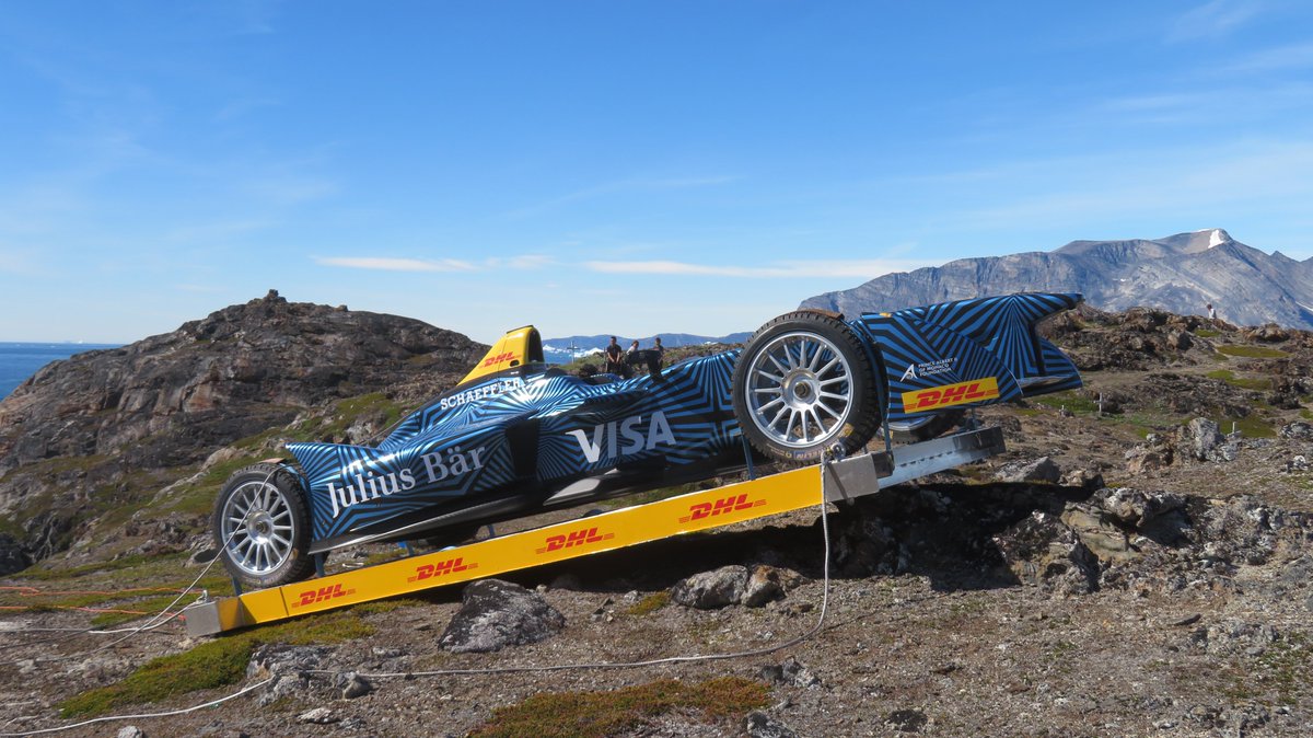 DeutschePostDHL's tweet image. #ProjectIce: DHL delivers the world’s first all-#electric #racecar to one of Earth&apos;s most extreme environments...