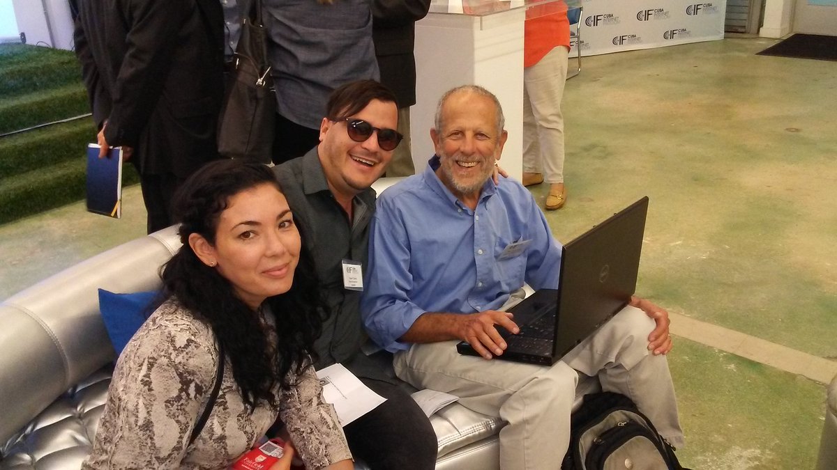 norges14's tweet photo. Con @larrypress en la conferencia @CubaIF #ict4d #ict4cuba https://t.co/84T8n2ciqE