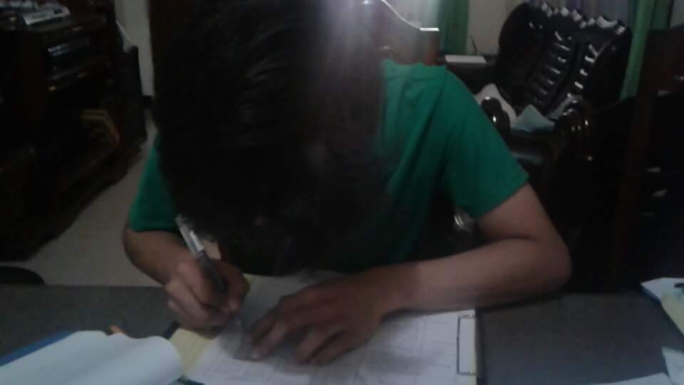 jamesxbae_'s tweet photo. Prelims week. Aral mode kami kanina. Sipag po ni babe haha #probset https://t.co/xiqjdRHlx7
