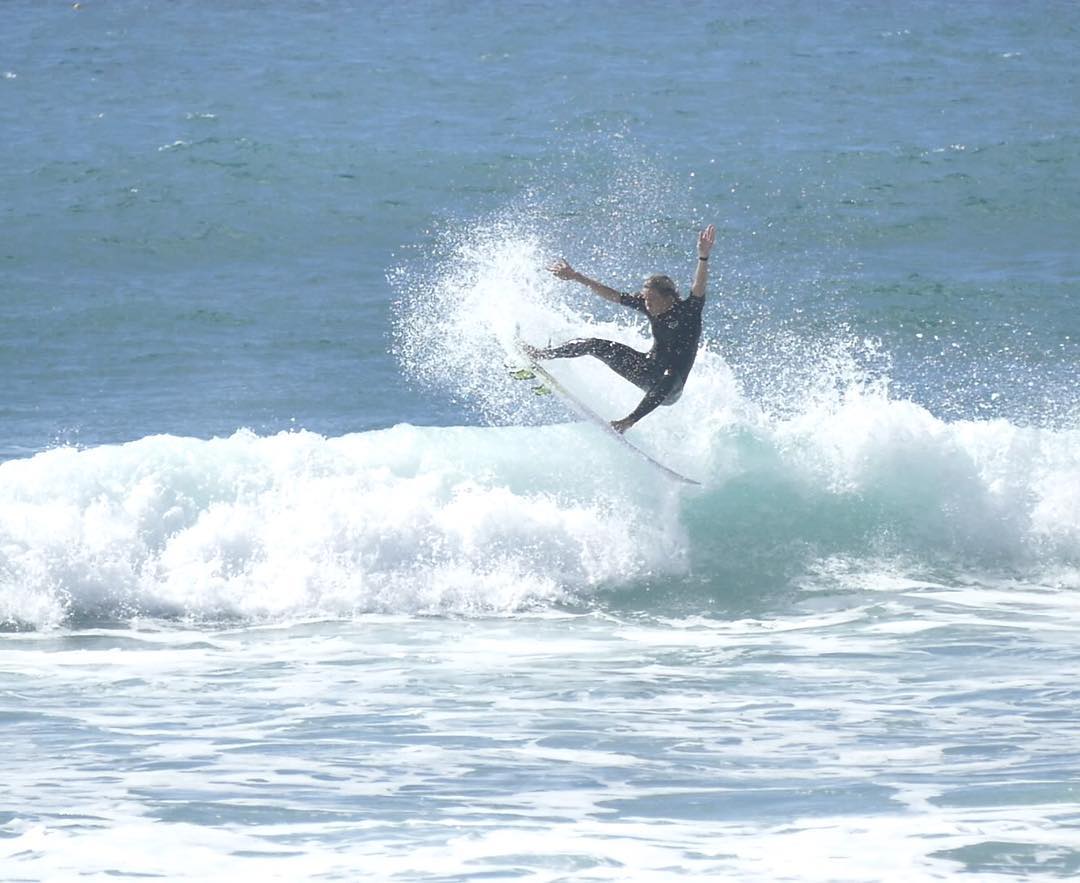 Living Aloha (@soul_surfer66) on Twitter photo @swatch #womensPro back on NOW <a href="/maliamanuel/">Malia Manuel</a> Vs <a href="/keelyandrewsurf/">Keely Andrew</a> Heat 3 #surf #surfing #surflife #coastal #beach @swatch #womensPro back on NOW <a href="/maliamanuel/">Malia Manuel</a> Vs <a href="/keelyandrewsurf/">Keely Andrew</a> Heat 3 #surf #surfing #surflife #coastal #beach