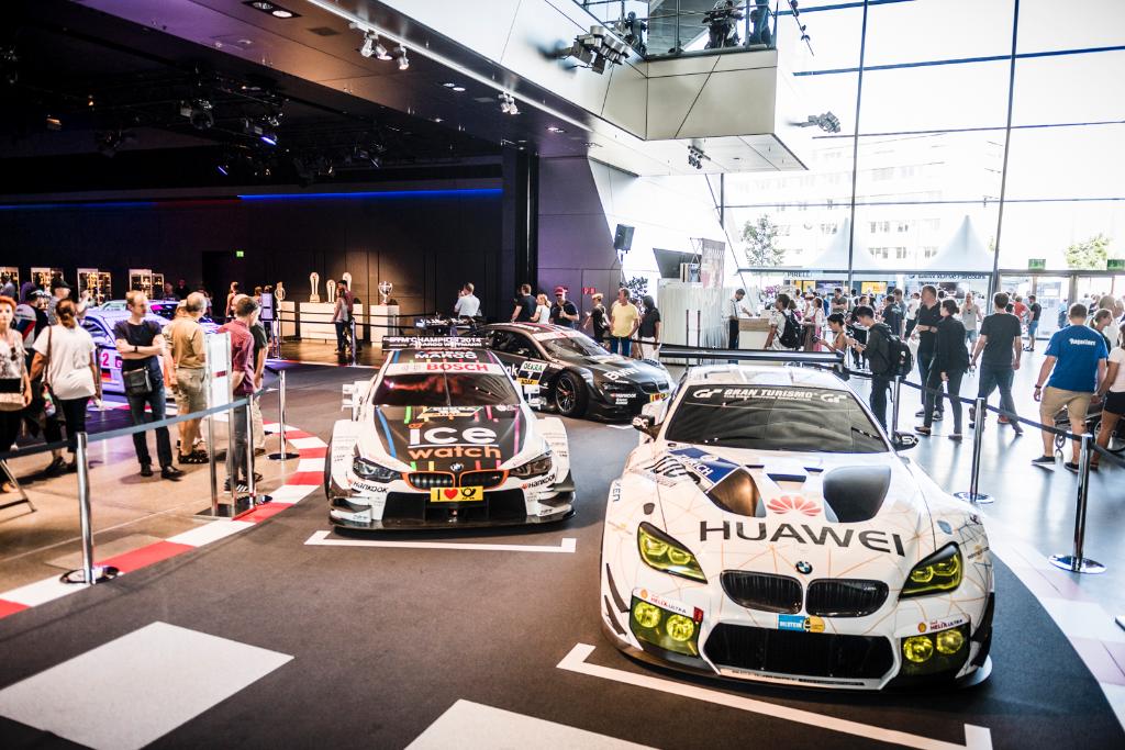 BMW tweet picture