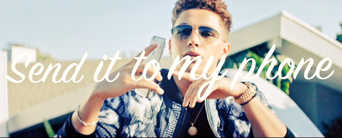 AustinMahone's tweet image. SEND IT LYRIC VIDEO OUT NOW!!! 📲🔥 youtu.be/EaJV2irv7MU