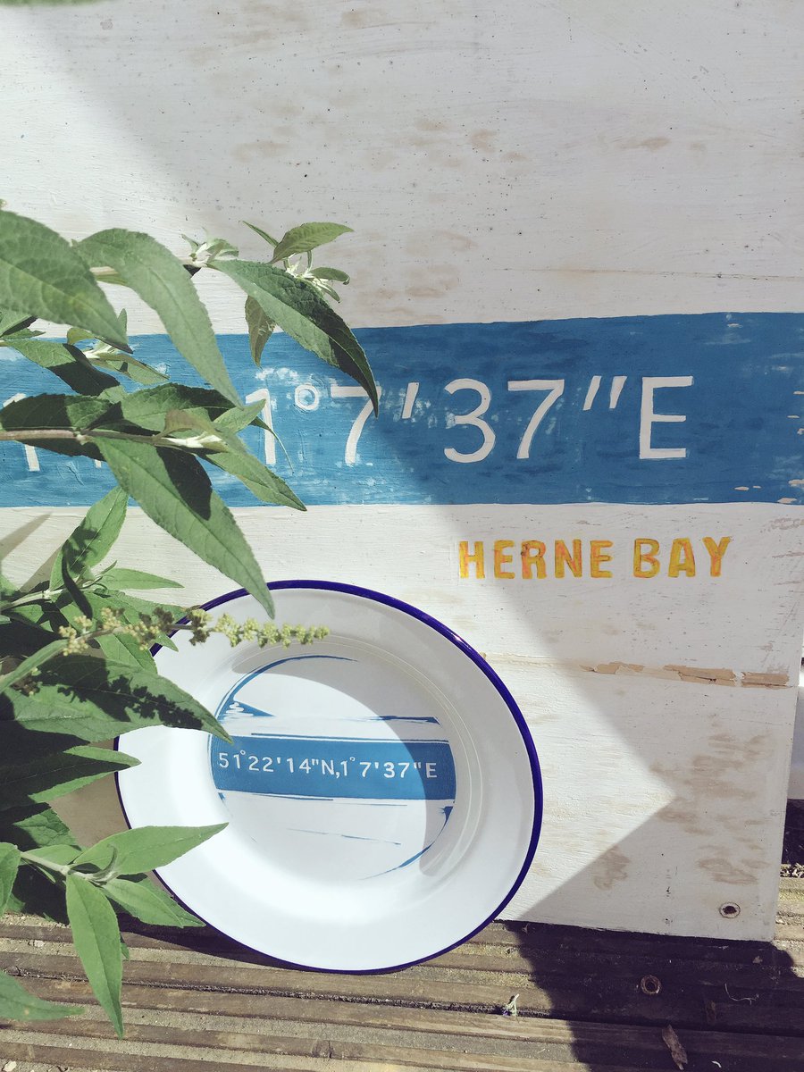 design_kate's tweet photo. It's a heat wave in the Bay #indiansummer2016 #gridreference #hernebay #kent #enamelplate https://t.co/L1aoAixUOI