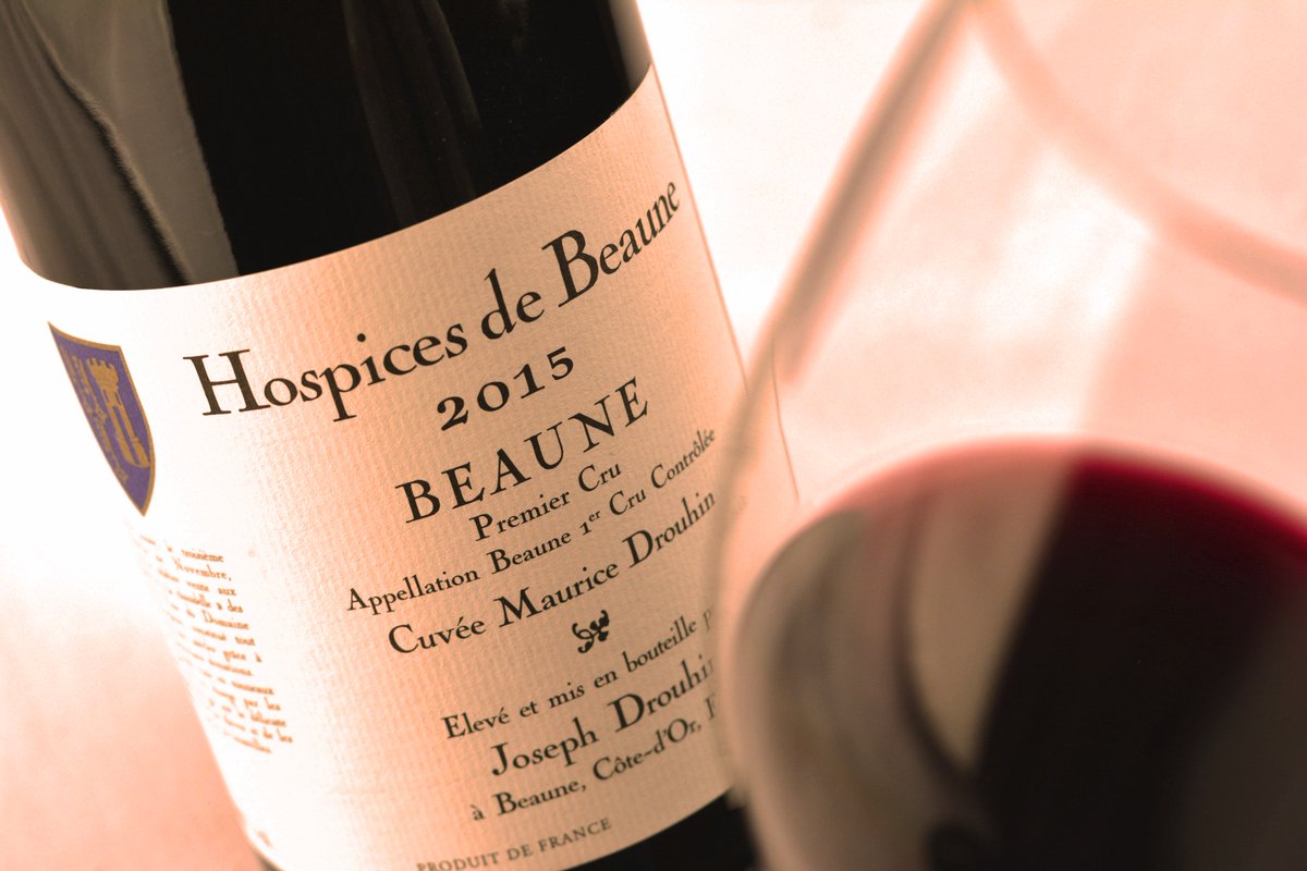vilaviniteca's tweet photo. Hazte con una de las pocas botellas @JDrouhin Hospices de Beaune'15 #avan15 #últimasbotellas https://t.co/a9vwKLhi5s https://t.co/X0eATogGOg