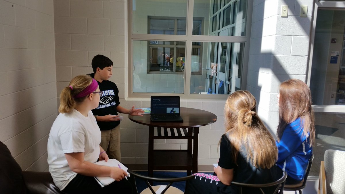 Eastside_PLTW's tweet photo. Great presentations on "How Robots are Used" - 8th grade @SOARwithPRIDE students @PLTW_KY Automation &amp; Robotics https://t.co/rUFi4qxHjE