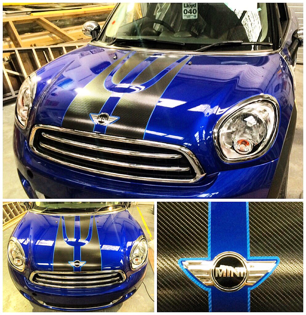 grafixsigns's tweet image. Black and blue Hexis Carbon fibre Mini Paceman stripes #mini #carbonfiber #paceman #grafixsigns #minicooper #livery