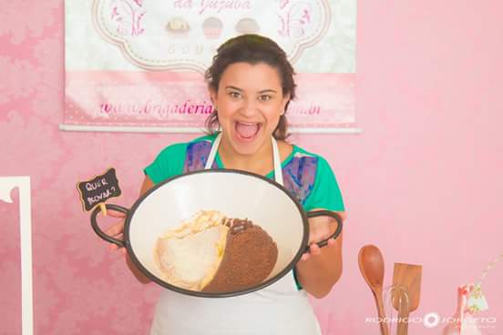 brigdajujuba's tweet photo. Já provou o melhor Brigadeiro do mundo ? 

#brigaderiadajujuba #omelhorbrigadeirodomundo #brigaderia #brigadeiros https://t.co/FIuw7OmDlM