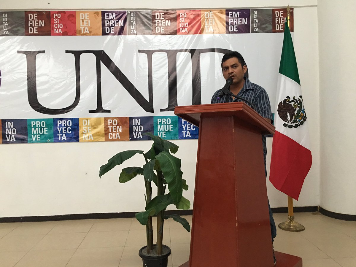 1a participación de <a href="/Playahit/">Playahit</a> en el foro de Comunicación de la <a href="/UNID_Pdc/">UNIDPlaya del Carmen</a>