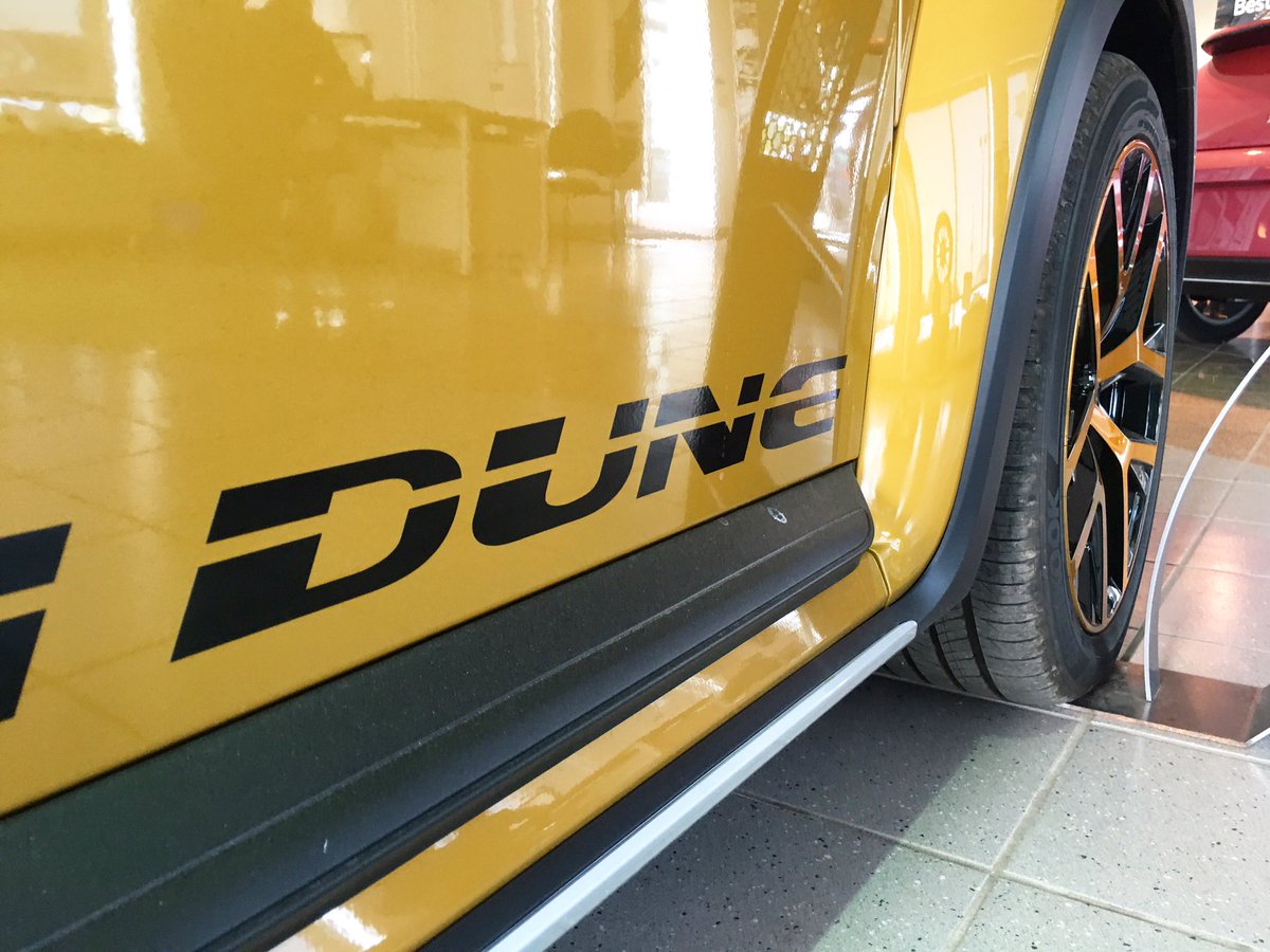 nicklinauto's tweet photo. Can you guess what this car is? Winner gets a cookie emoji! πͺπͺ #germancars #519 #kitchener #brantford #ontrides https://t.co/arvUqKPPRq