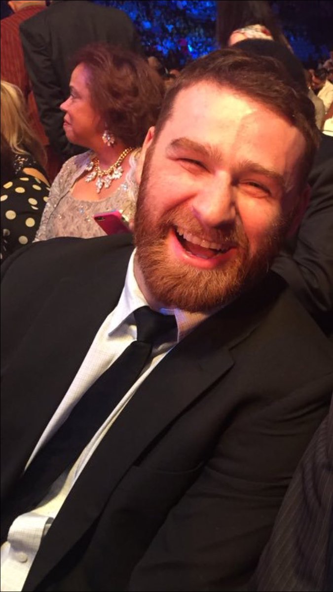 ISUPlEXCITYx's tweet photo. ANGEL. @iLikeSamiZayn https://t.co/GwMZX2NLPb