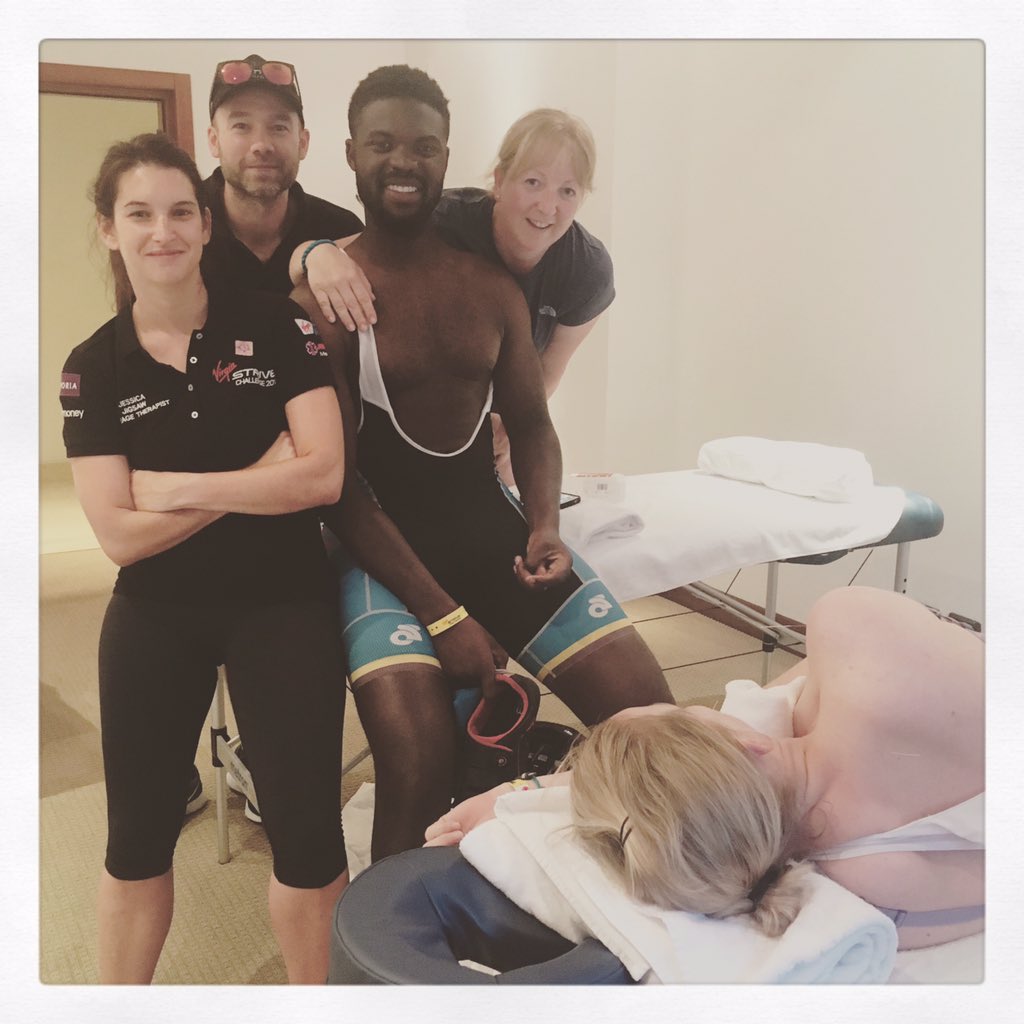 lulu_lougher's tweet photo. @fiona_waller stabbed by needles @KarlLokko touched up by the boss @strivechallenge @jigsaw_medical #heretohelp https://t.co/S9mjM3E0w7