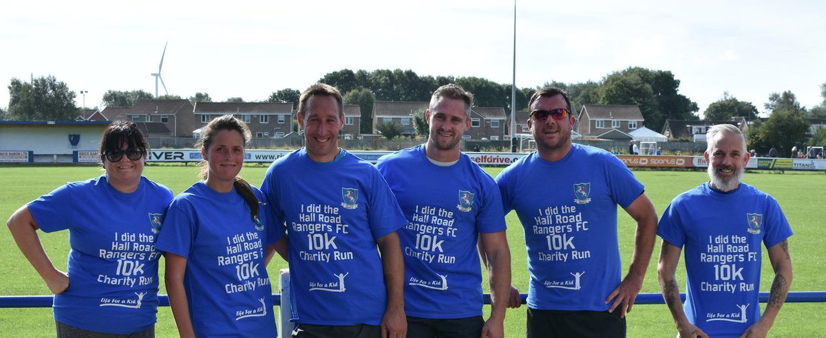 smohull's tweet photo. Have you sponsored us yet? We think we deserve it for this photo alone! @HRRFC https://t.co/asGfsSSReP @lifeforakid https://t.co/F5uYOyNnVd