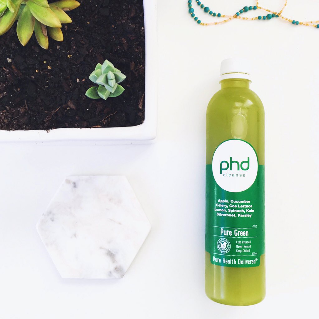 PHDcleanse's tweet photo. Morning energy booster in a bottle 🍃 Pure Green is packed with 9 tasty ingredients.

 #phdcleanse #coldpressed https://t.co/wvtOnMzXO4
