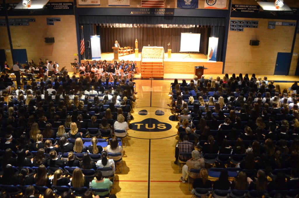 UrsulineNR's tweet photo. More highlights from our 1st day of school.
#UrsulineCommunity
#MakeThisYearOneToRemember
#EducateInspireEmpower https://t.co/8ZiG8KdCR8