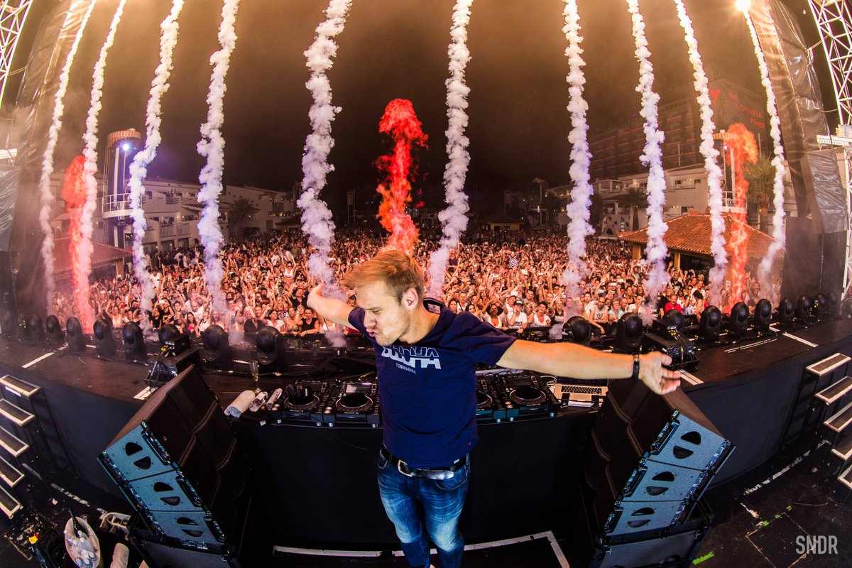 arminvanbuuren's tweet photo. IBIZA! https://t.co/kdPLgtwY79