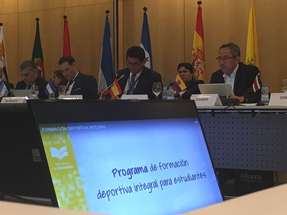 Educacion_Ec's tweet photo. Presentación del #CEFDI en la XXV Conferencia Iberoamericana de Ministros de Educación #MinisterialEducación @AXEA65 https://t.co/nsbyq8rdUs