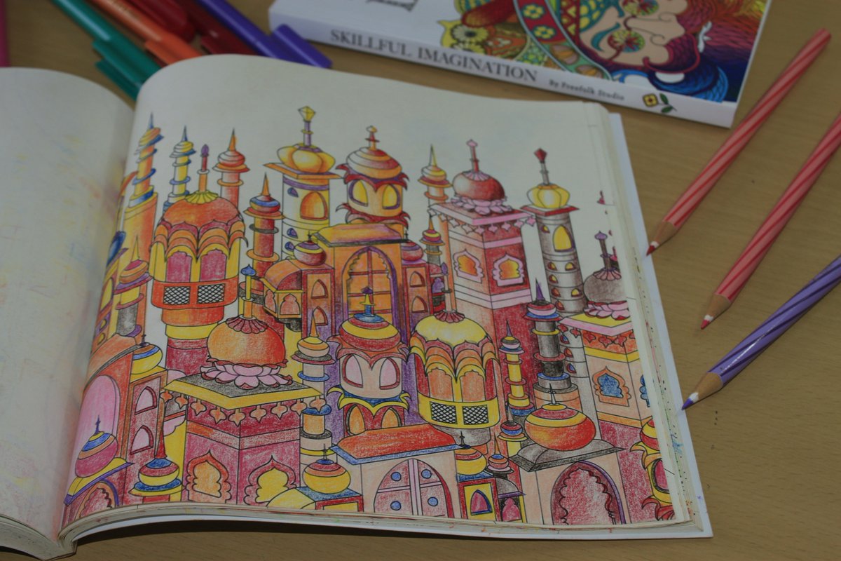 4SkillfulColor's tweet photo. #ColoringBookforAdults. Monument #tripping with warm colors. @4SkillfulColor https://t.co/41MQ54ohHT