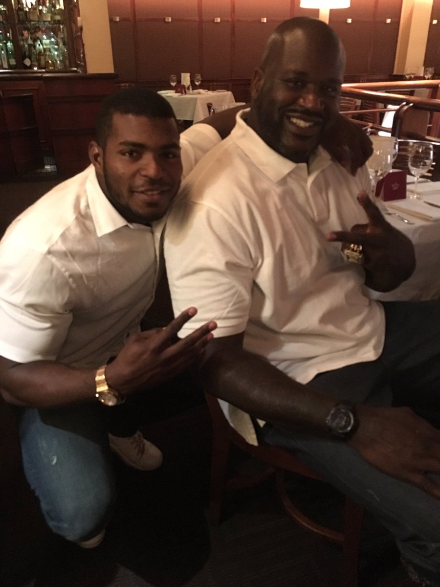 YasielPuig's tweet photo. Woke up in New York and ran into my great friend and now Hall of Famer @SHAQ 🏀 #Congratulations #GodBlessYou https://t.co/acGhtucQc4