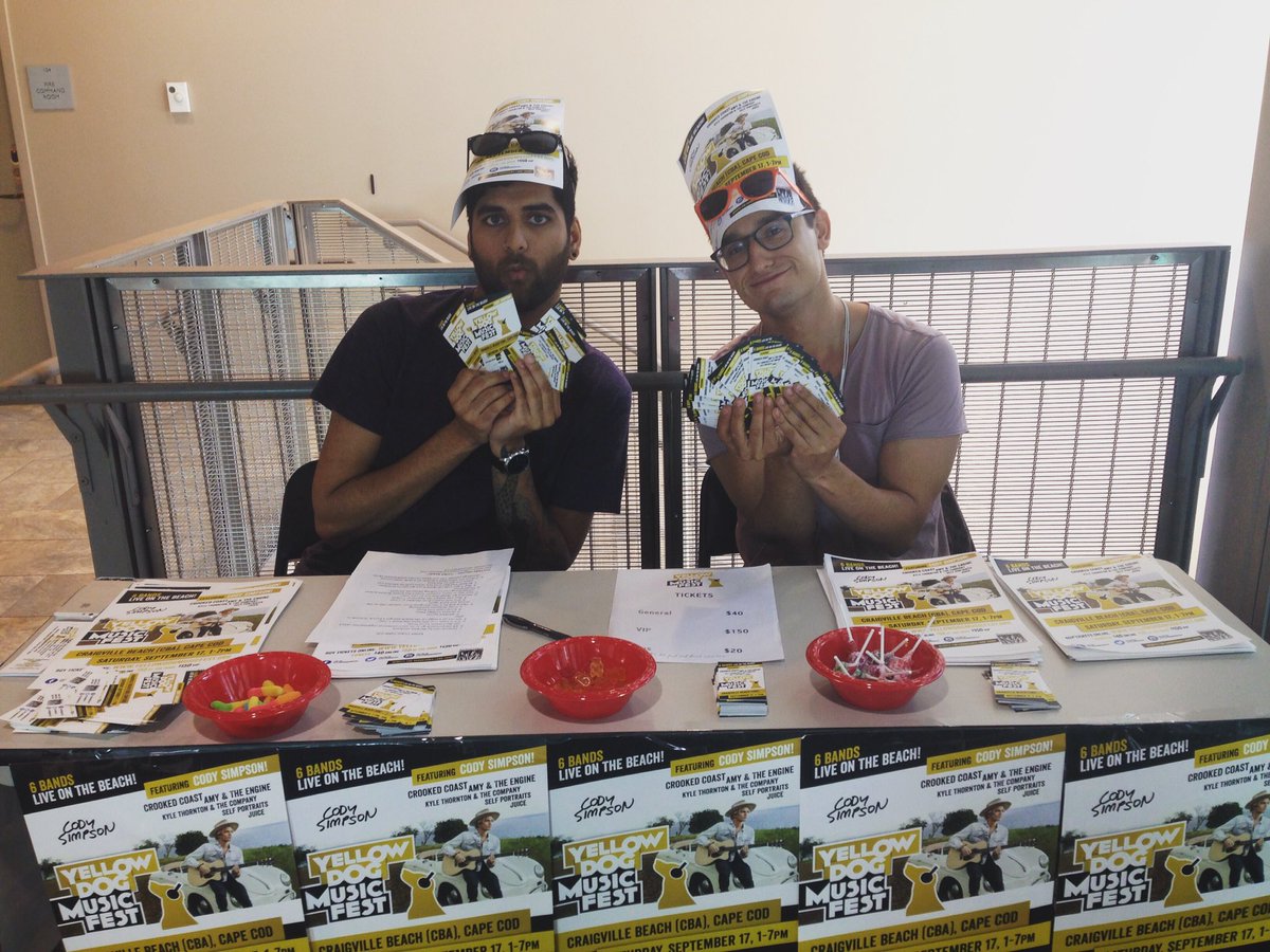 YellowdogFest's tweet image. Catch us in the 160 mass ave lobby from 10am-6pm this week! We're selling tickets and giving out FREE CANDY! OMG. 🍭🍫