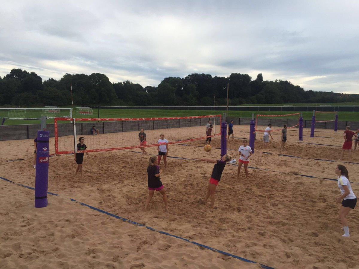 Lborofootballw's tweet photo. Pre season is well underway here at Loughborough, tonight the girls enjoyed some volleyball #lswfc #4teams1club https://t.co/oqOVUI3PVu