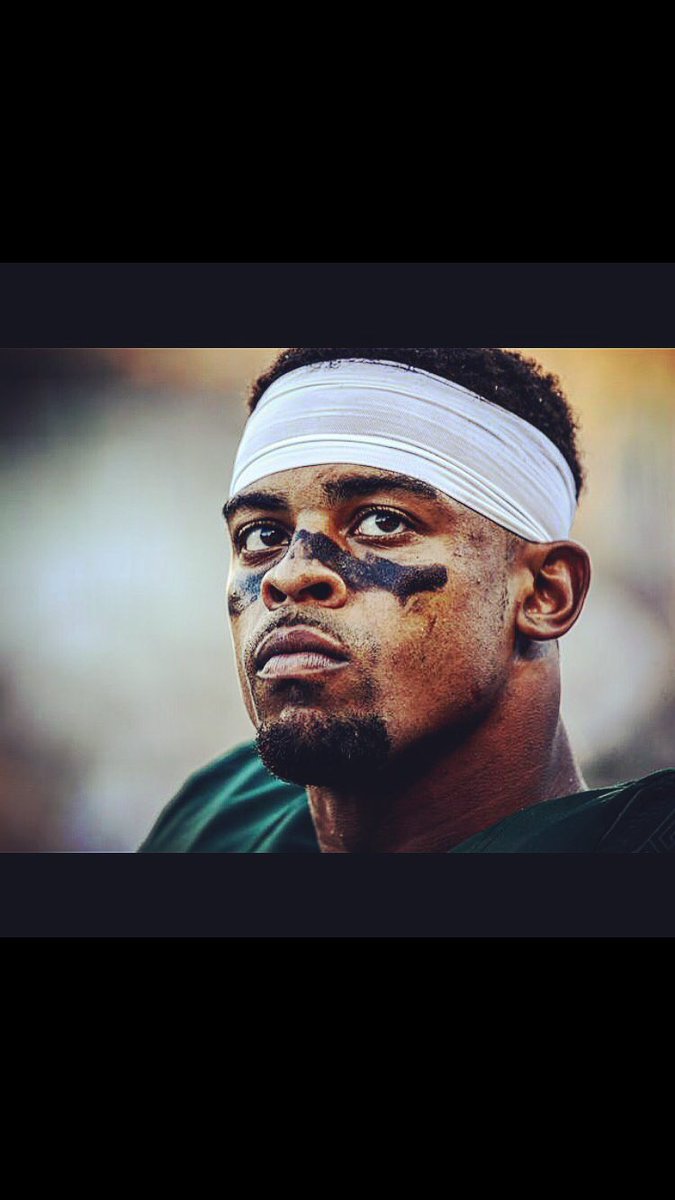 i_AM_SEVEN7's tweet photo. Notre Dame week! Mood ๐ค #noflyzoneโ๏ธ #SpartanDawgs #TipEmBack https://t.co/EnLsnPFx7f
