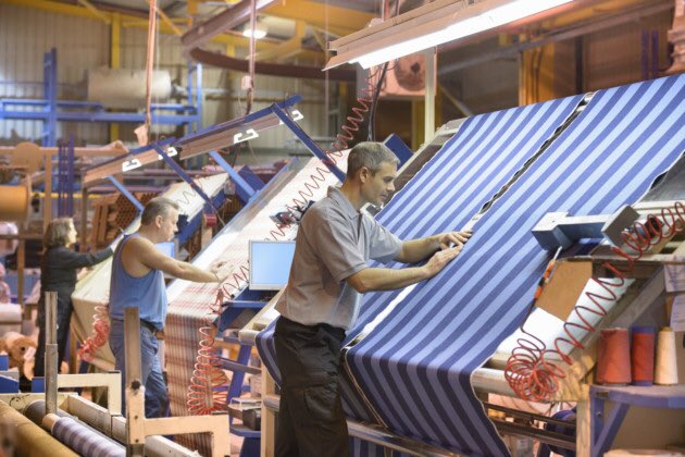 burnleycouk's tweet photo. #BrilliantBurnley firm John Spencer Textiles invest £400,000 in new textile technology #textiles #manufacturing https://t.co/NQ1wB8Jc9b