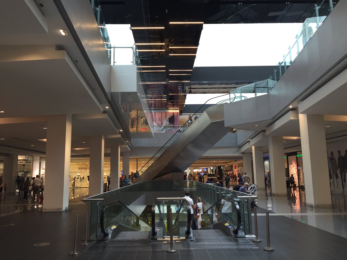 StudioH2G's tweet photo. #mall #renovation #italy #rome #portadiroma #italia #interiors #architecture Galleria Porta Di Roma @gallportadiroma https://t.co/RsGffVQsva