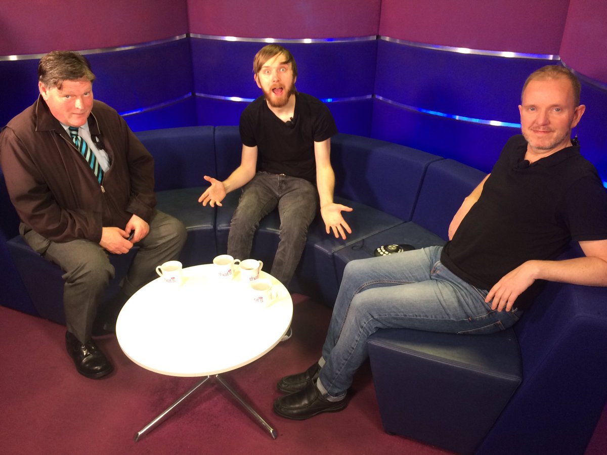 TheDailyRundown's tweet photo. @AJHillboHill and @DavidCarltonM21 join the brilliant @dreweyt for some late night chat https://t.co/6GPFuEub2Z