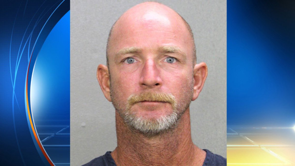 Man accused of attacking teens in S. Fla. road-rage incident bit.ly/2cquCFy?utm_me… https://t.co/qnombRno9k