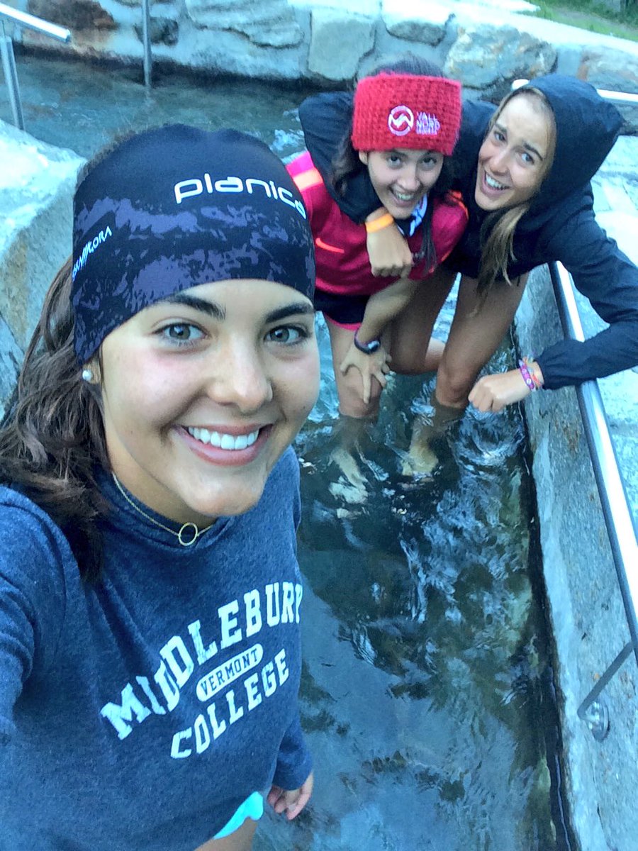 clopezcosta's tweet photo. Banys d'aigua freda per recuperar les cames i acabar bé els últims dies!! 💦❄️💪 @fceh_cat @EsquiAlpiFCEH https://t.co/C3ajy7ZTKI
