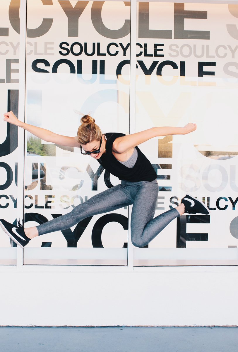 CStyleBlog's tweet image. I'm talking all about my very favorite work out pants on the blog--&amp;gt;bit.ly/2ccZFKo @Nordstrom #nordstrom