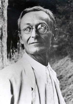 mathildepeloux's tweet photo. Hermann Hesse pour ce #MardiConseil et son mythique #livre "Le Loup des Steppes" : parfait pour cette #Rentree2016. https://t.co/IyiDPwoQUP