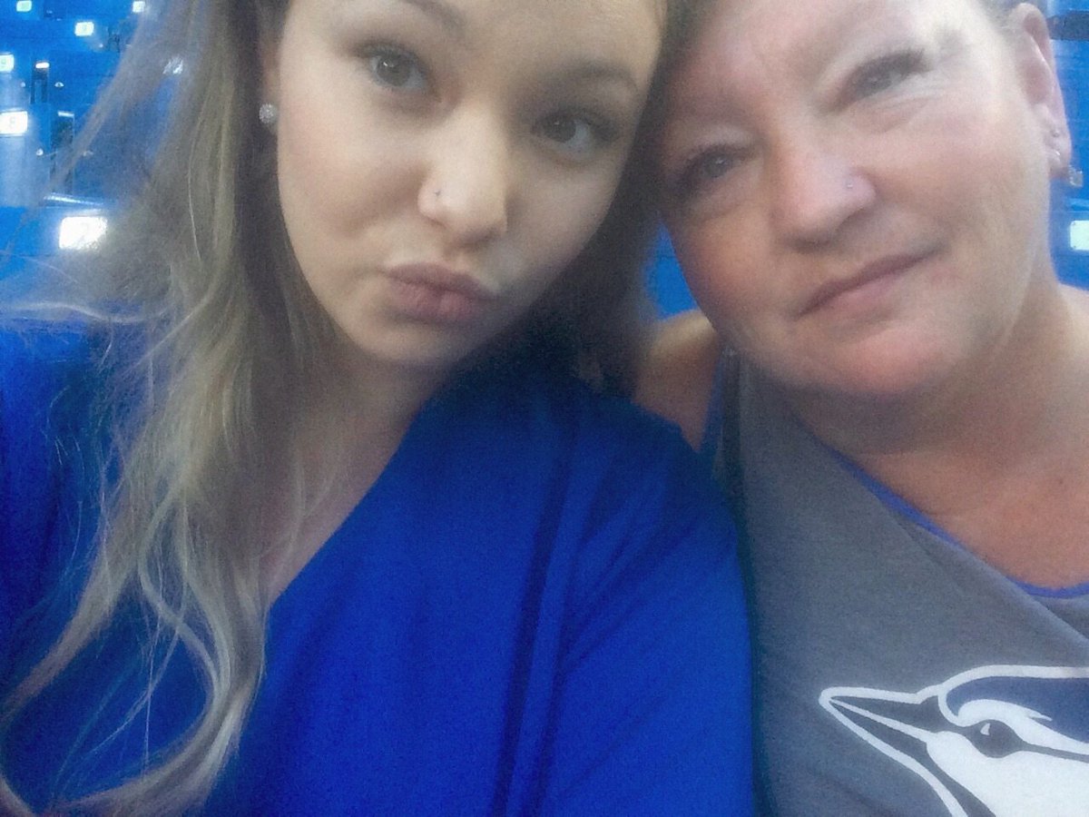 dakrissa64's tweet photo. Mama Jay and baby Jay #OurMoment https://t.co/QbnknCx5BL