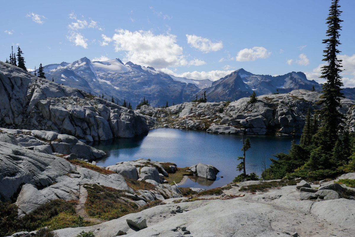 CoolNaturePhoto's tweet photo. Lower Robin Lake, Washington https://t.co/DQRhTsMKYI