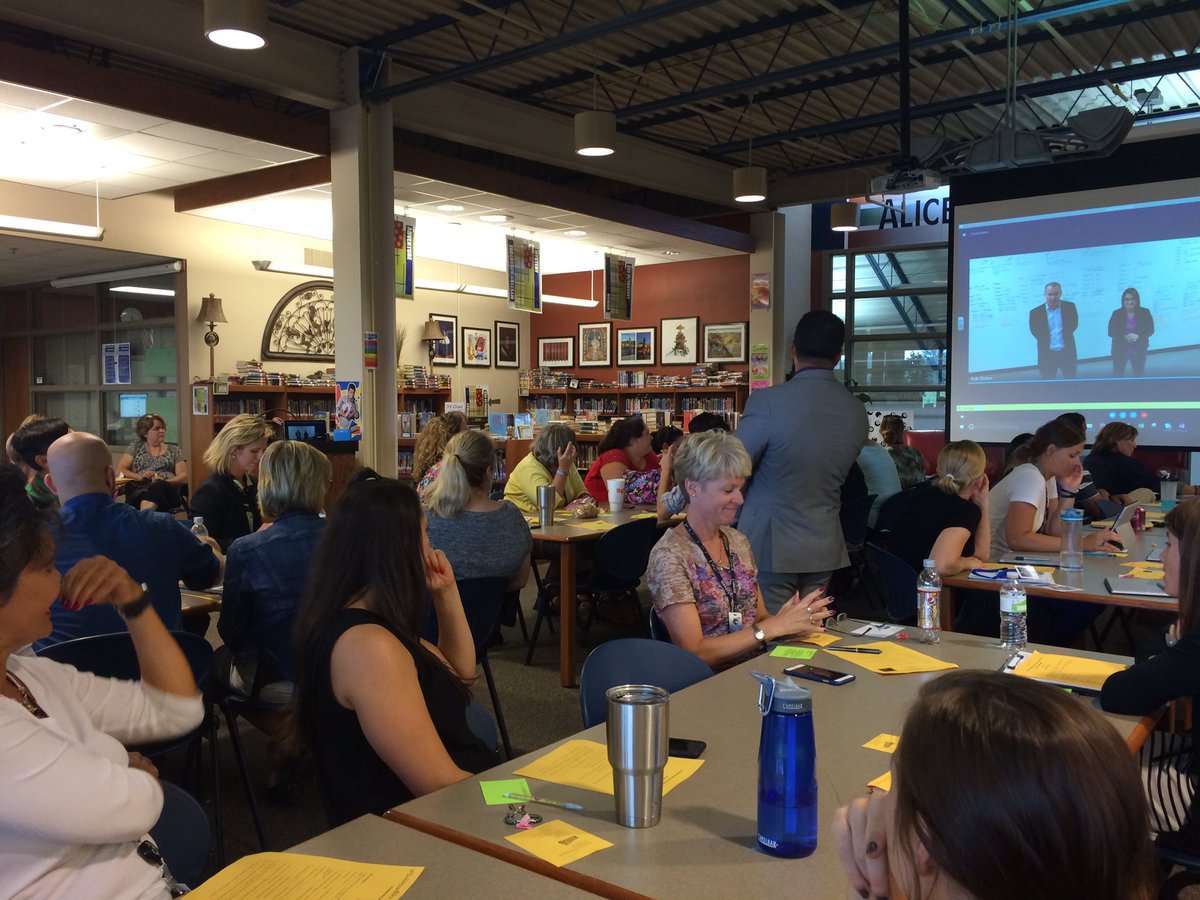 bobcatskillz's tweet photo. @SkypeClassroom with @showmerob for our @BuffettMagnet faculty meeting! #buffettknowsEdTech #edtech #edchat #ops https://t.co/ifMzIjH59t