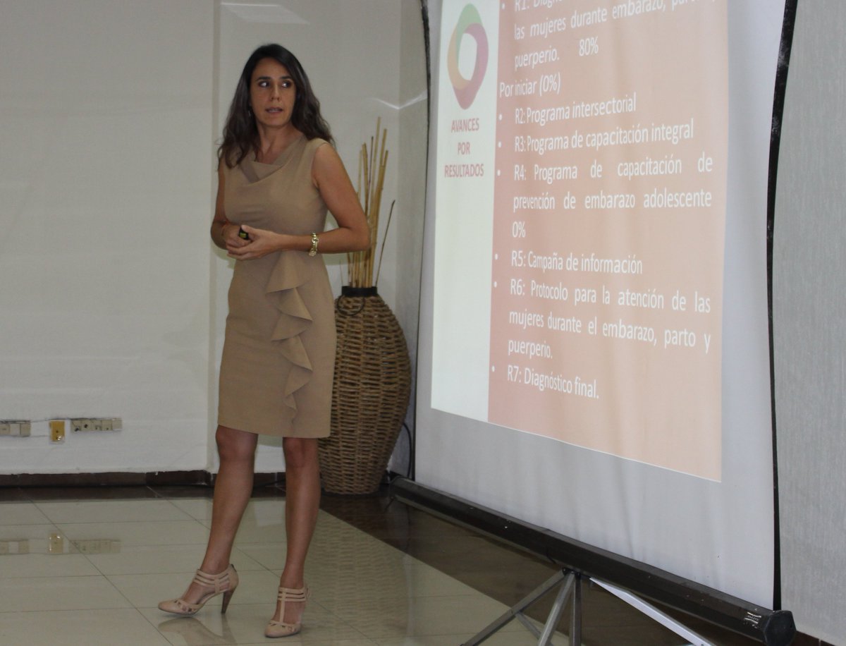 semujeresslp's tweet photo. Presentamos avances de #Nantli_Chuchul prevenir y atender violencia obstétrica y embarazo adolescente #LCSII https://t.co/IIb9qzg701