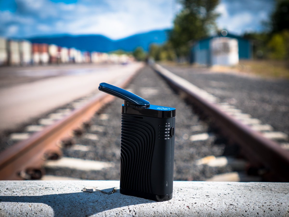 VaporizerWizard's tweet photo. Quick heat up, easy to use and consistent. Boundless CF ($129) #cfvape #boundlessvapes #vapelife https://t.co/2Om1gv515S