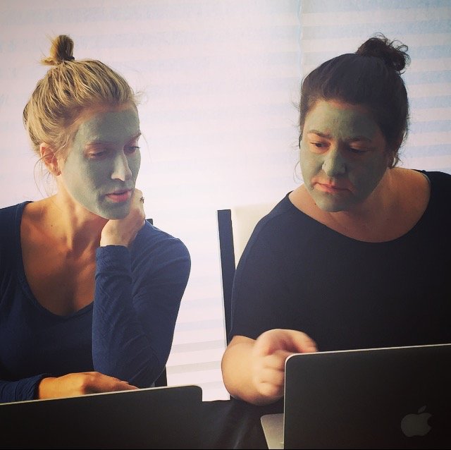 Singer_Sisters's tweet image. @Singer_Sisters submits for film festivals! Fingers crossed we'll see @VISFF, @WIFTV, @VSFF &amp;amp; @DianaMeans in 2017!