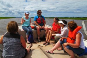 UwCnred's tweet photo. Rivers2Lake education program receives grant, expands.  #LakeSuperior @LSNERR https://t.co/LWGE05kAdI https://t.co/SNteb21y0j
