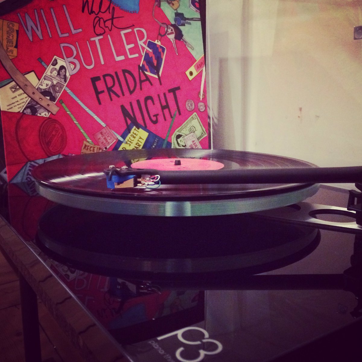 cutteroo's tweet photo. Monday night choons 😁🎼 @butlerwills @residentmusic #fridaynight #onaMondaynight @RegaResearch #Rega https://t.co/olq8xcFvqK