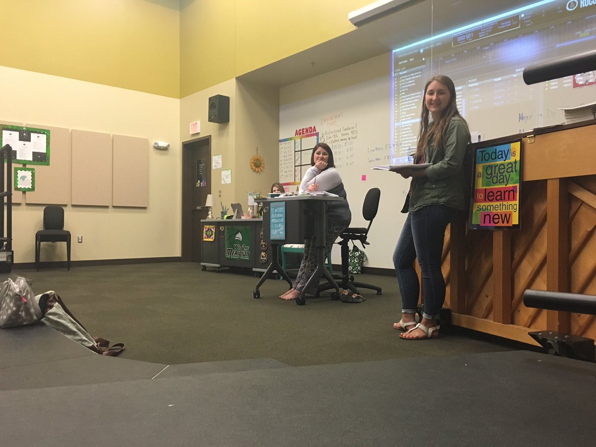 Sydthemoore's tweet photo. #D15N "This drama season is going very well and so many exciting things are happening this year," Ms.Dowd. https://t.co/c5DmDJYn0v