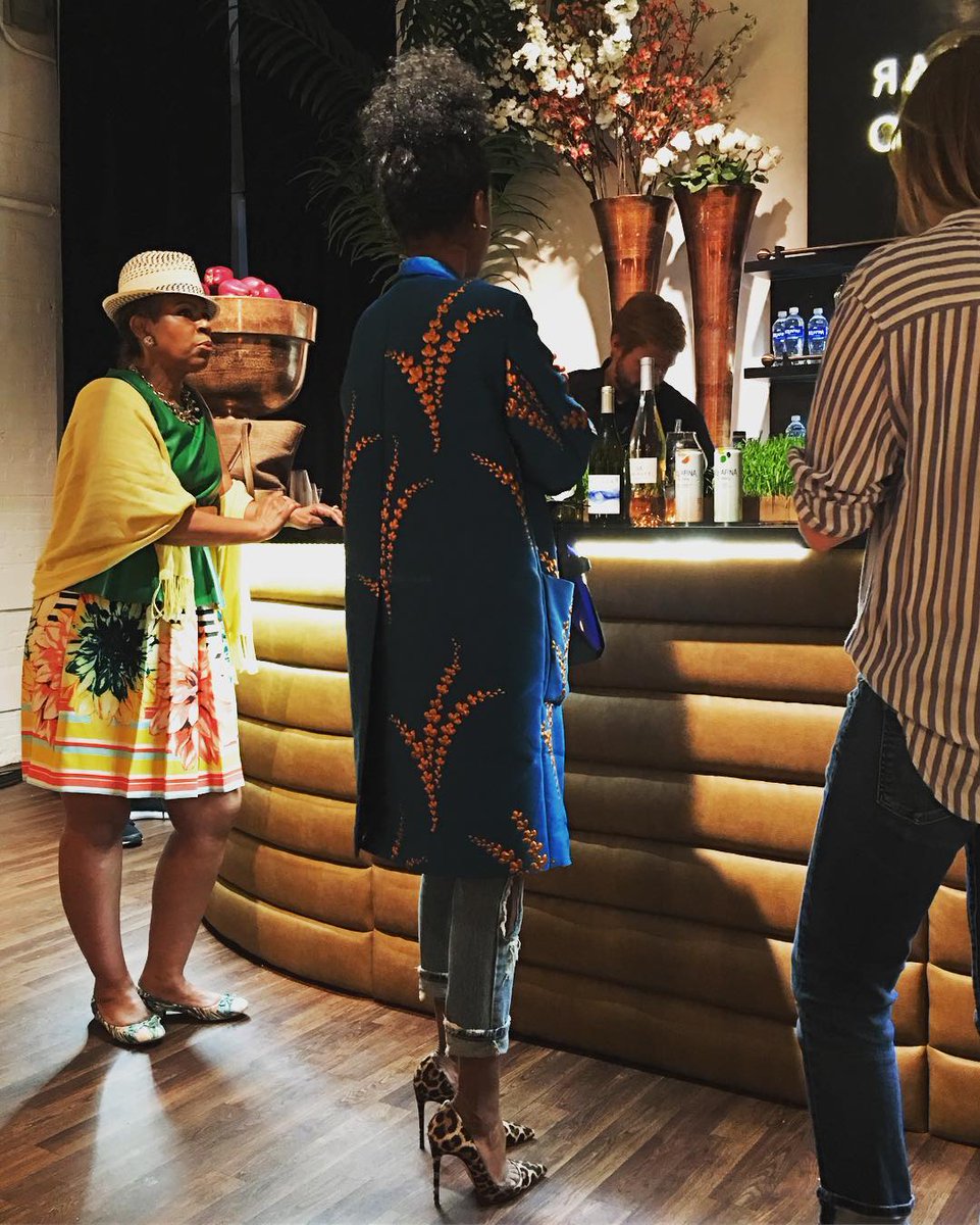 HotelHugoSoHo's tweet photo. When the fashion and style spill over, out of the runway and into #BarHugo. #hotelhugony #NYFW Photo: brooke_wall https://t.co/QL2ielHlJl