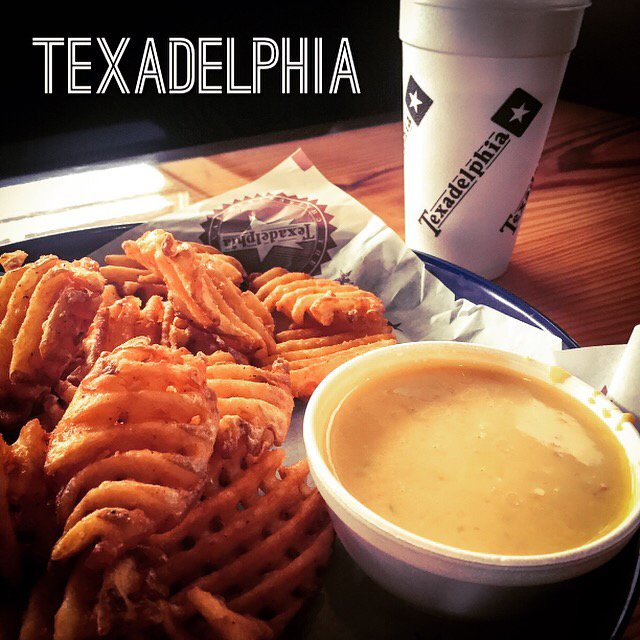 TexadelphiaRGV's tweet photo. See y’all tonight for Monday Night Football! All appetizers are 1/2off during NFL games! #TexTime https://t.co/Pg3CZ3HO26