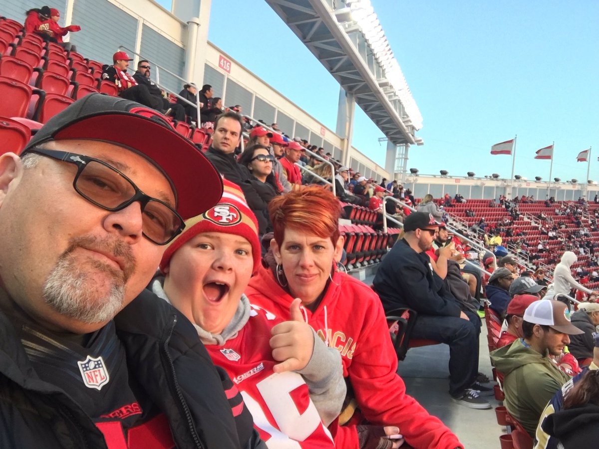 Bigheadjon's tweet photo. #BeatLA https://t.co/0s4akBtkOY