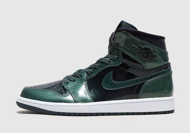 sneakerfiles's tweet photo. Air Jordan 1 High 'Grove Green'
https://t.co/SMRcEMigGf https://t.co/FYwohJJ6m0