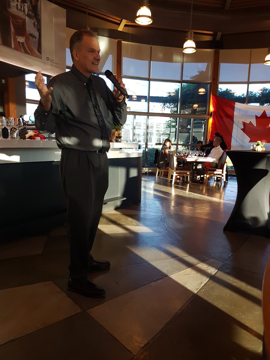 GregMedulun's tweet image. Great evening @Niagara_College in preparation for Jr Culinary Olympics. Craig Youdale providing set up. #ncstory